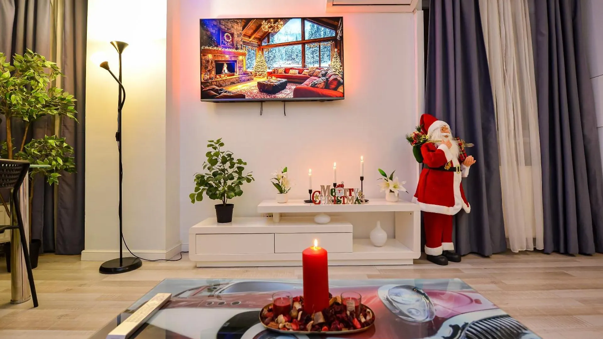 City Center Suite With Terrace Bucureşti 0*,  România
