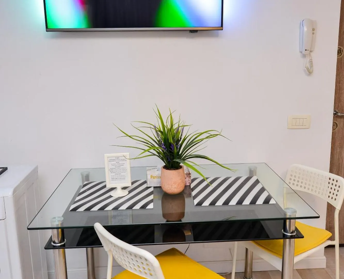 City Center Suite With Terrace بوخارست 0*,  رومانيا