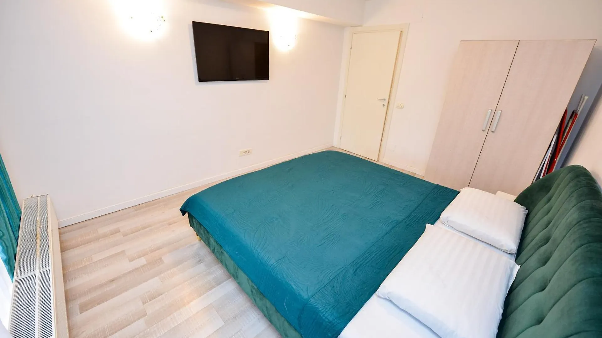 City Center Suite With Terrace Bucureşti 0*,  România