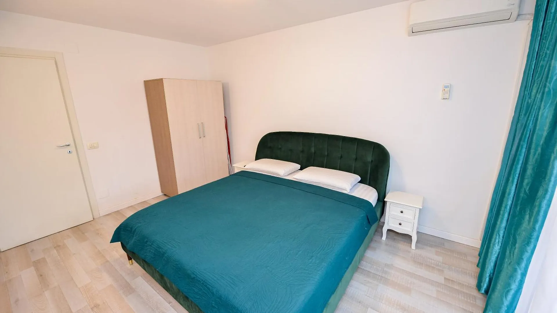 City Center Suite With Terrace Bucureşti