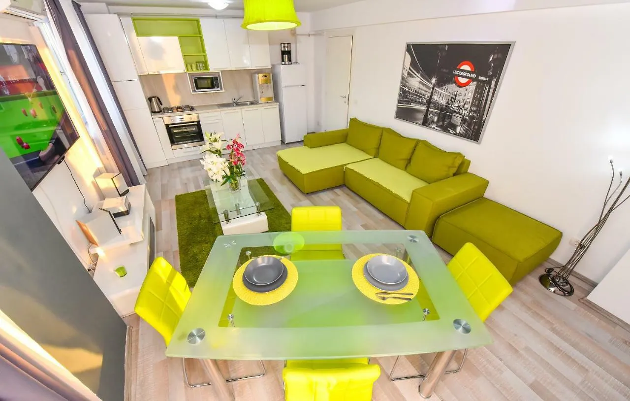 City Center Suite With Terrace Bucureşti 0*,